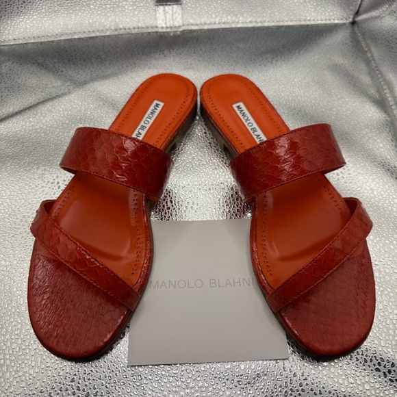 Manolo Blahnik Serrato Snake Sandals - Picture 2 of 4